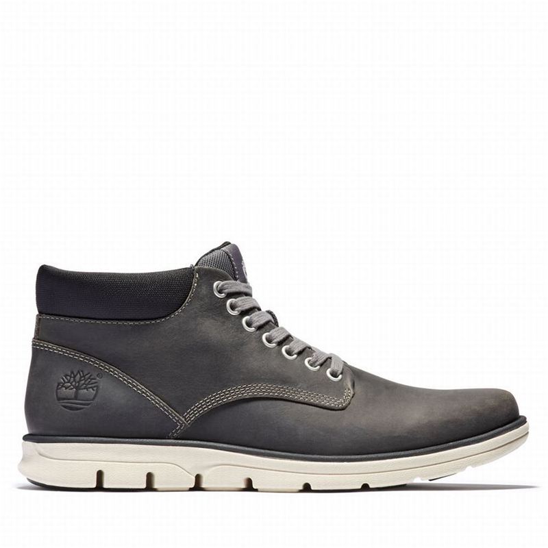 Timberland Bradstreet Ultra Mid Chukka Boots Grey | 41701544